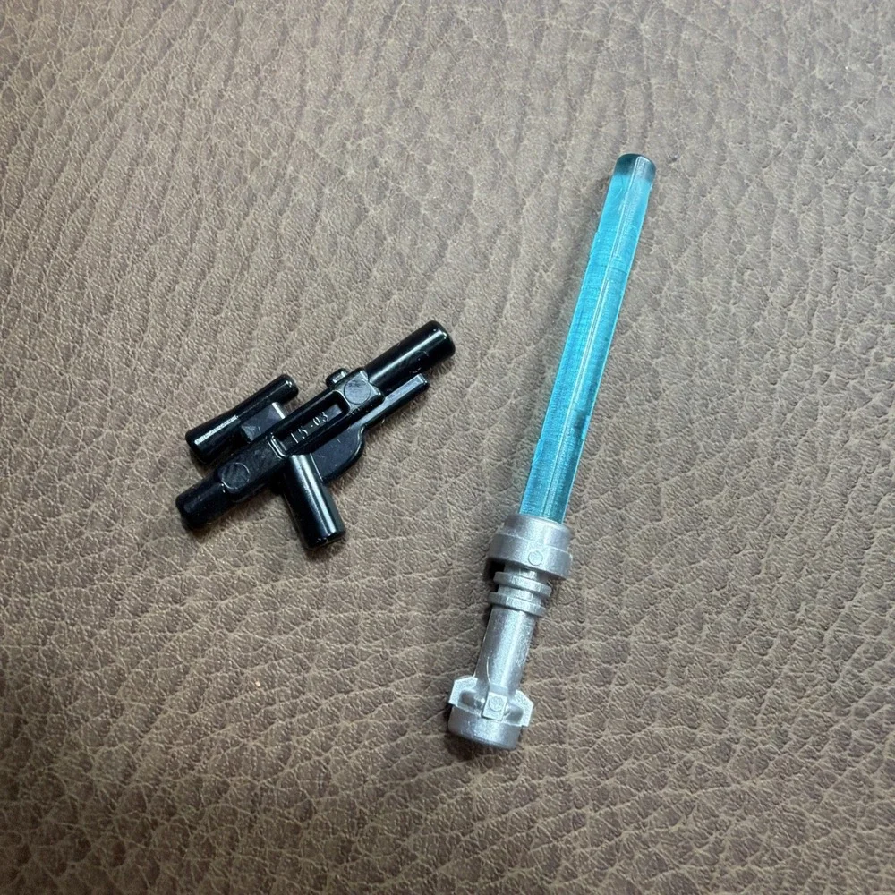 LEGO Star Wars Han Solo Minifigure Blue Legs, Vest with Pockets BONUS BLASTER